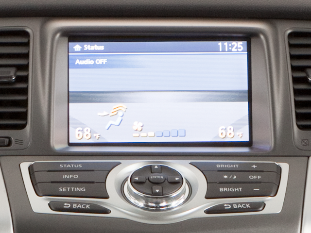 2010 NISSAN TRUCK MURANO SL