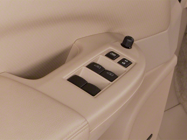 2012 Nissan Quest SV