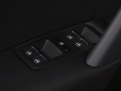 2012 Volkswagen Passat SE w/Sunroof & Nav