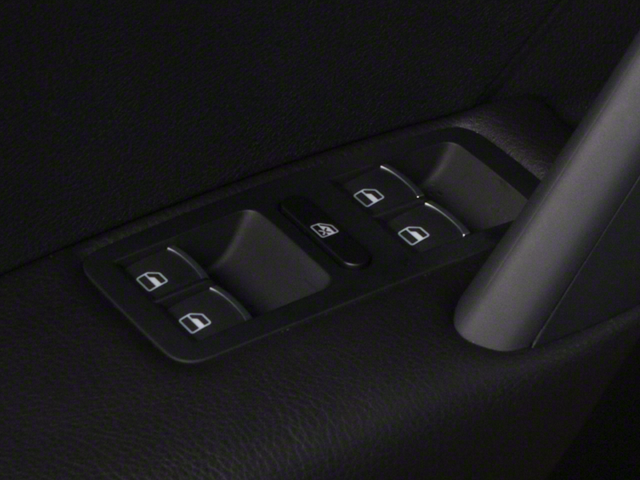 2013 Volkswagen Passat Wolfsburg Edition