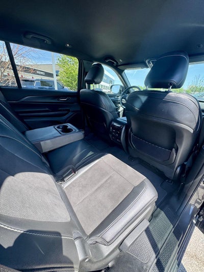 2024 Jeep Grand Cherokee L Altitude