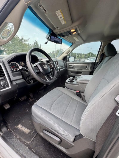 2016 RAM 1500 SLT