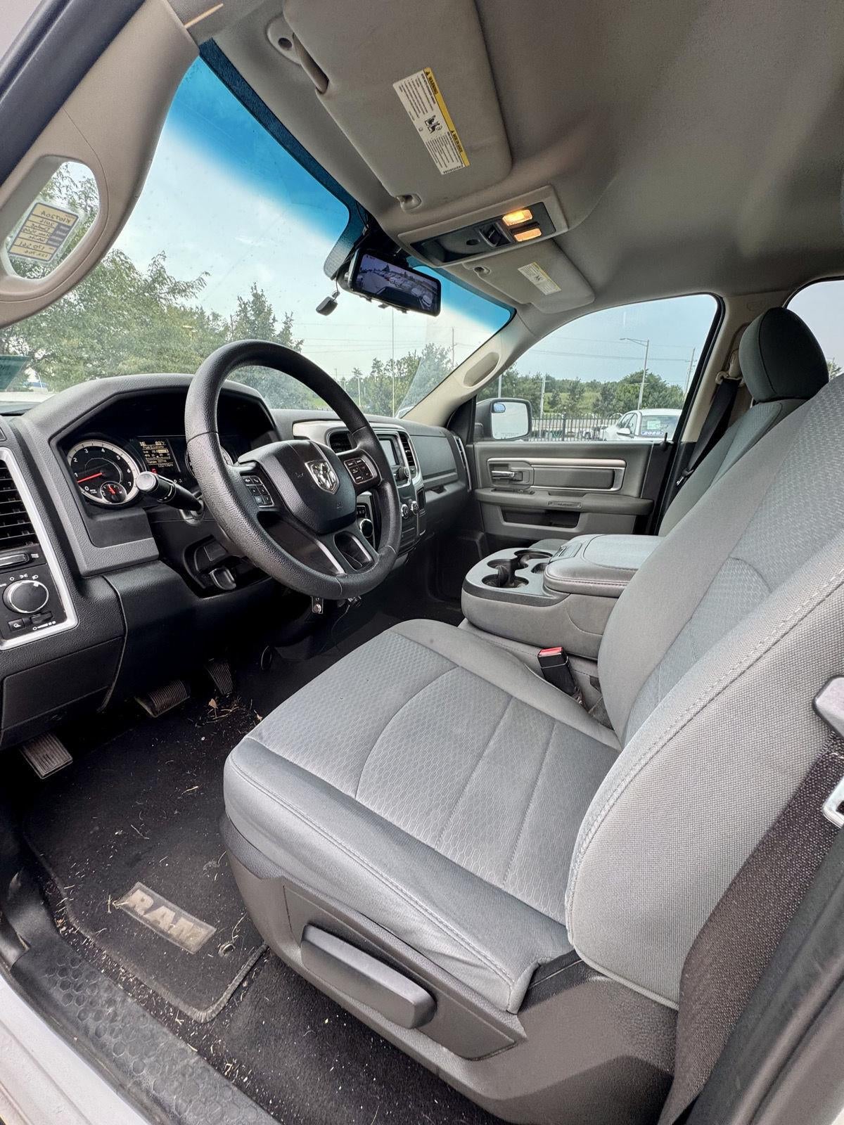 2016 RAM 1500 SLT