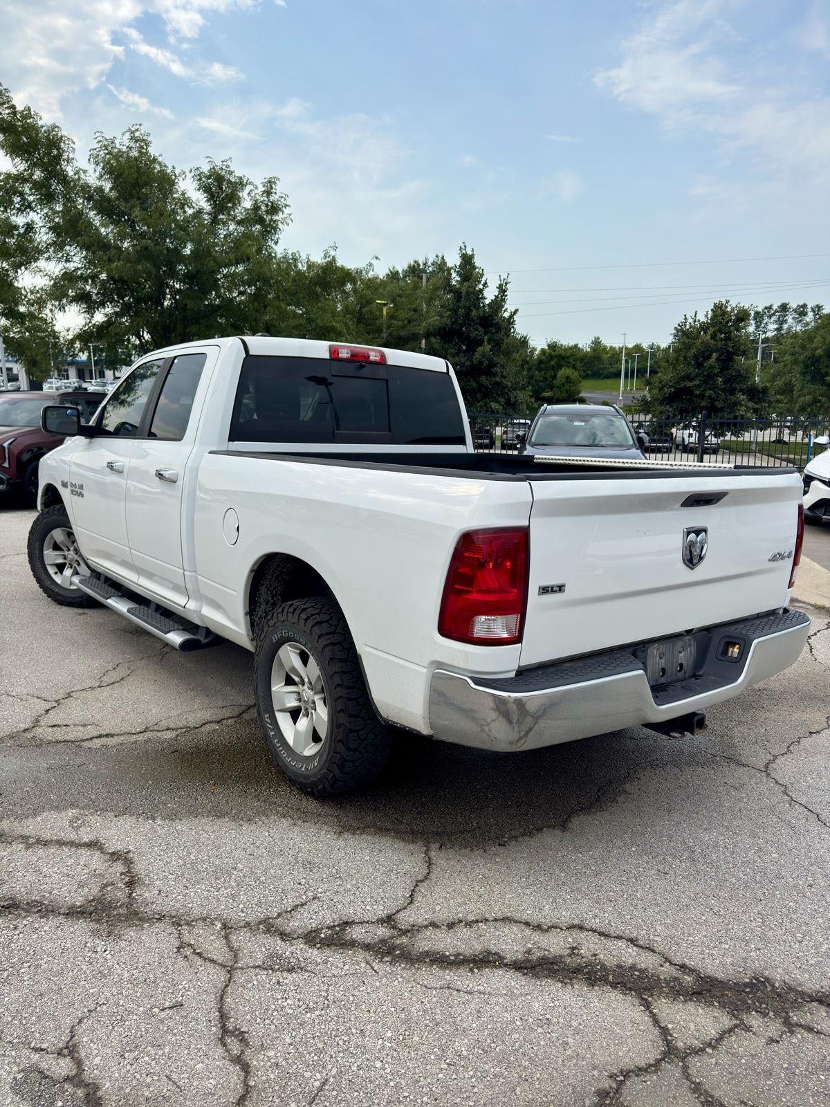 2016 RAM 1500 SLT