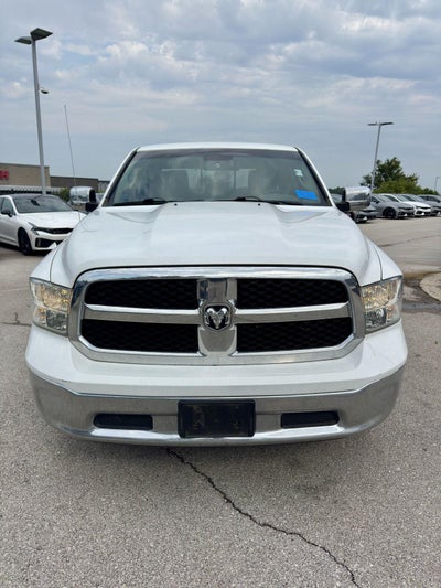 2016 RAM 1500 SLT