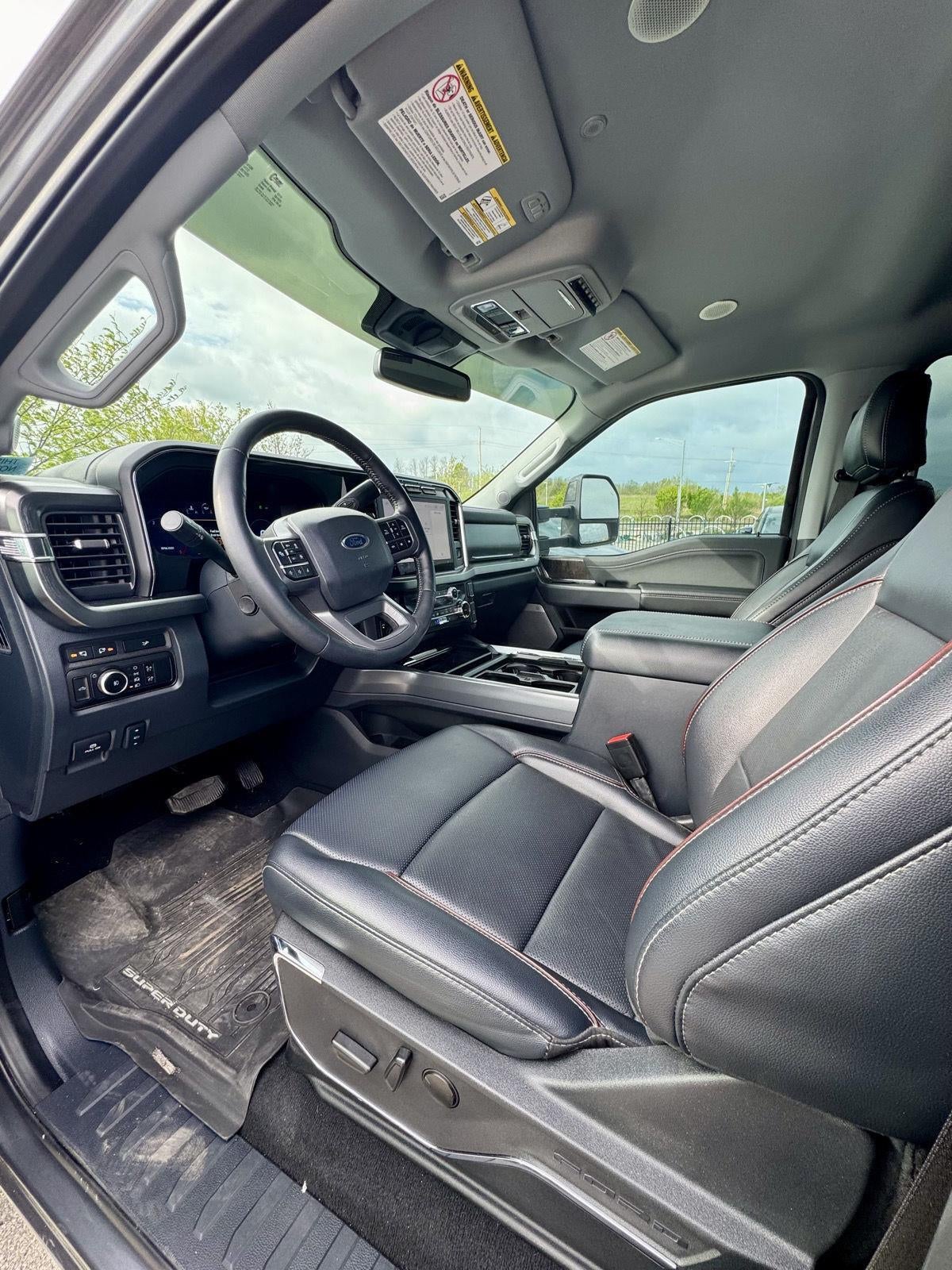 2024 Ford Super Duty F-350 SRW LARIAT