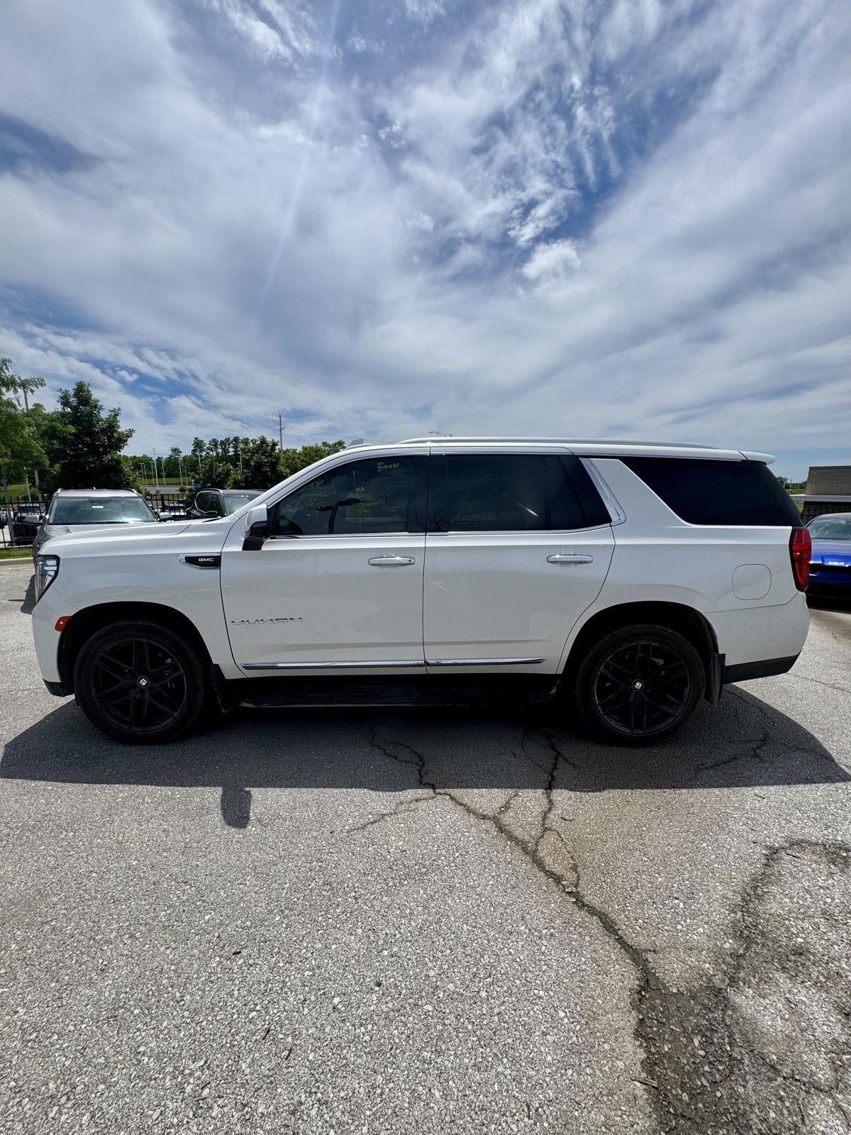 2021 GMC Yukon SLT