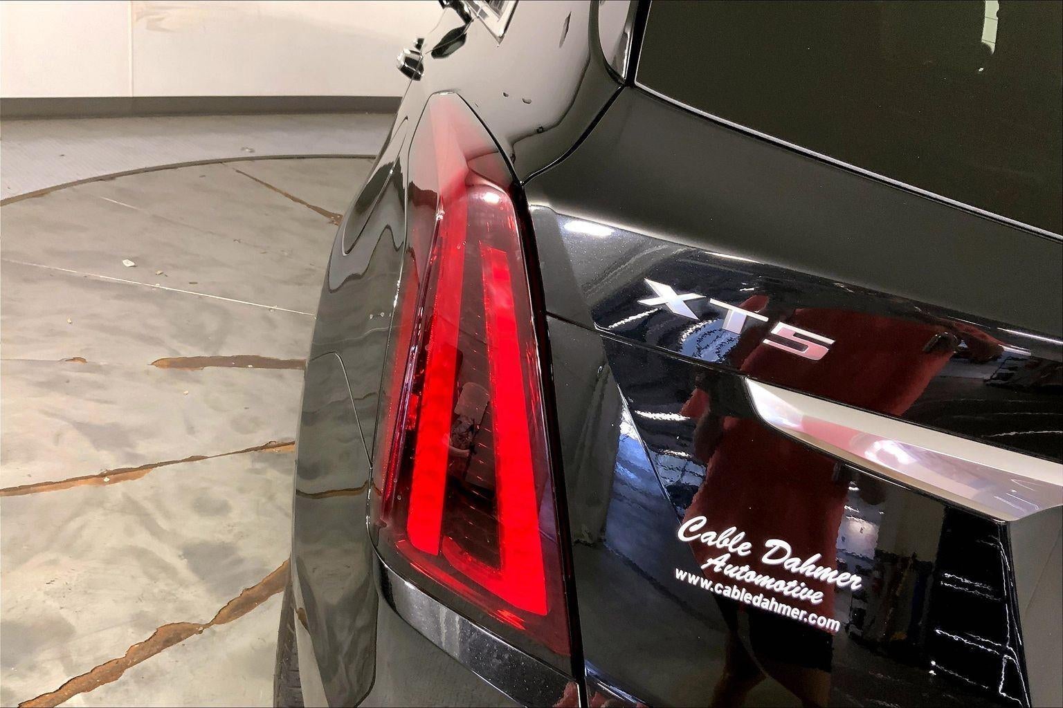 2020 Cadillac XT5 Premium Luxury FWD