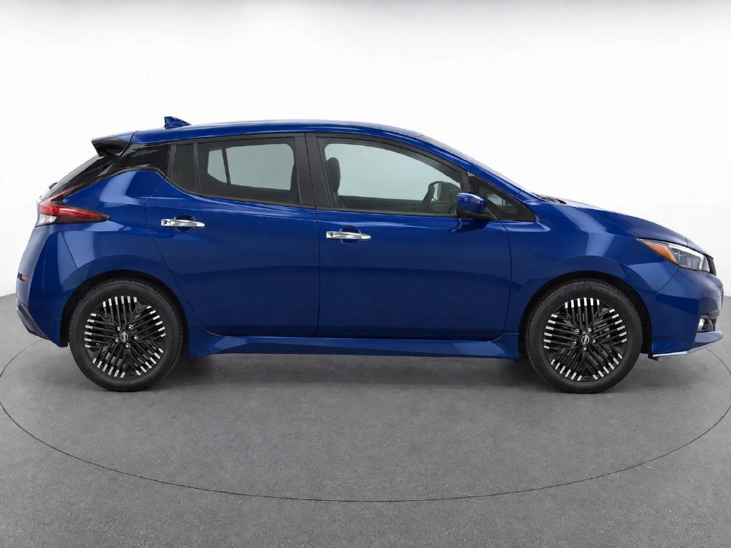 2024 Nissan Leaf SV Plus