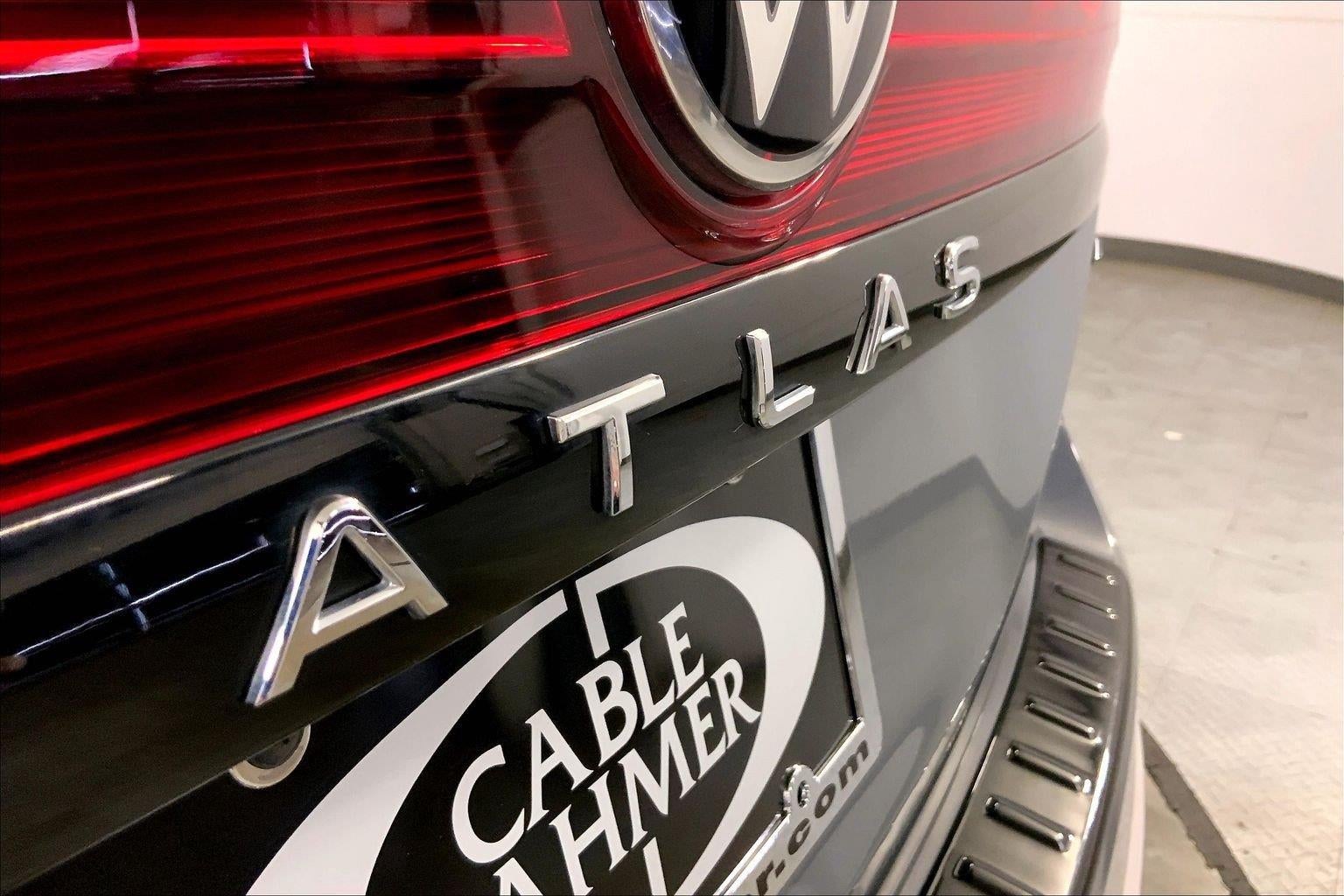 2025 Volkswagen Atlas 2.0T Peak Edition