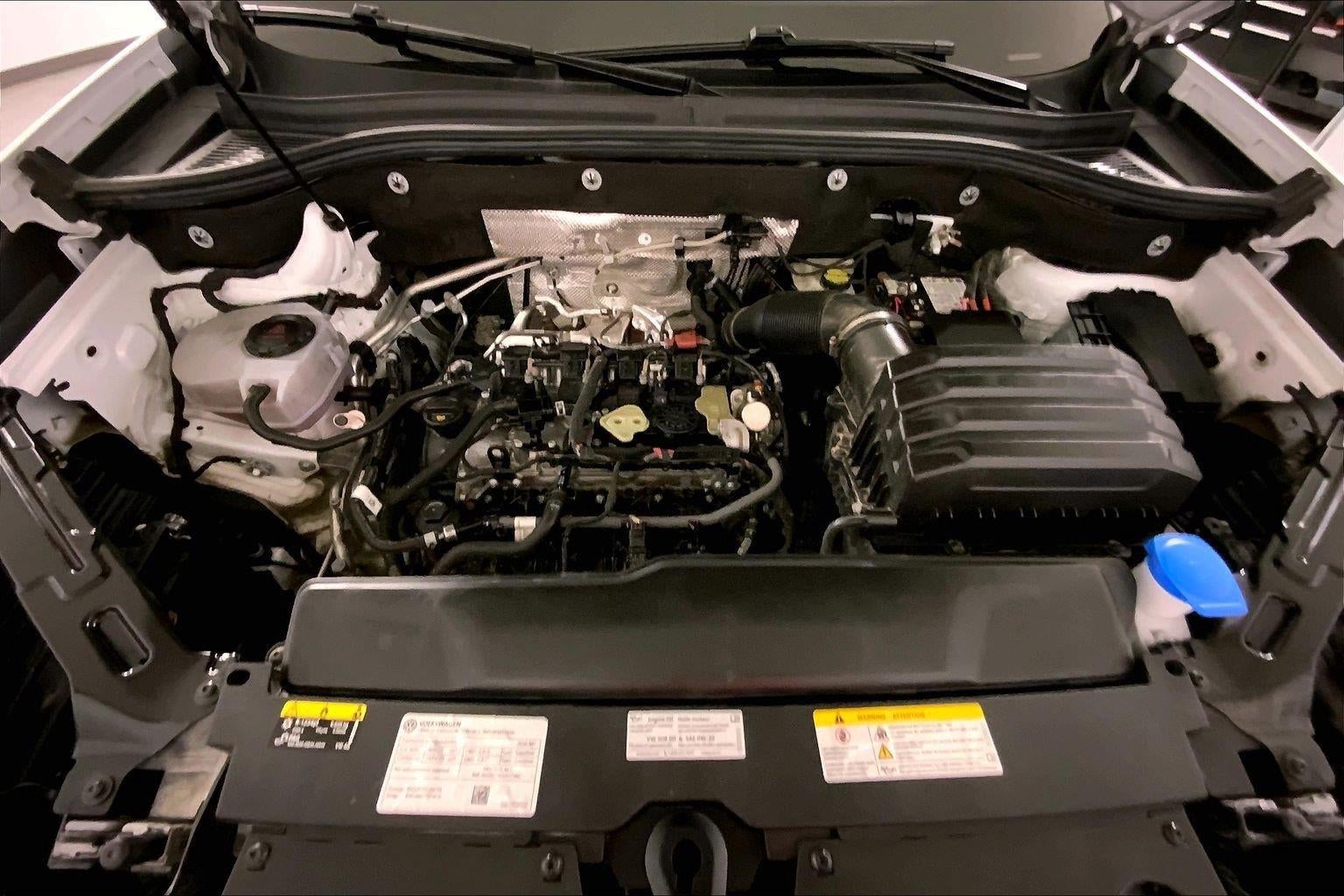 2024 Volkswagen Atlas 2.0T SEL Premium R-Line