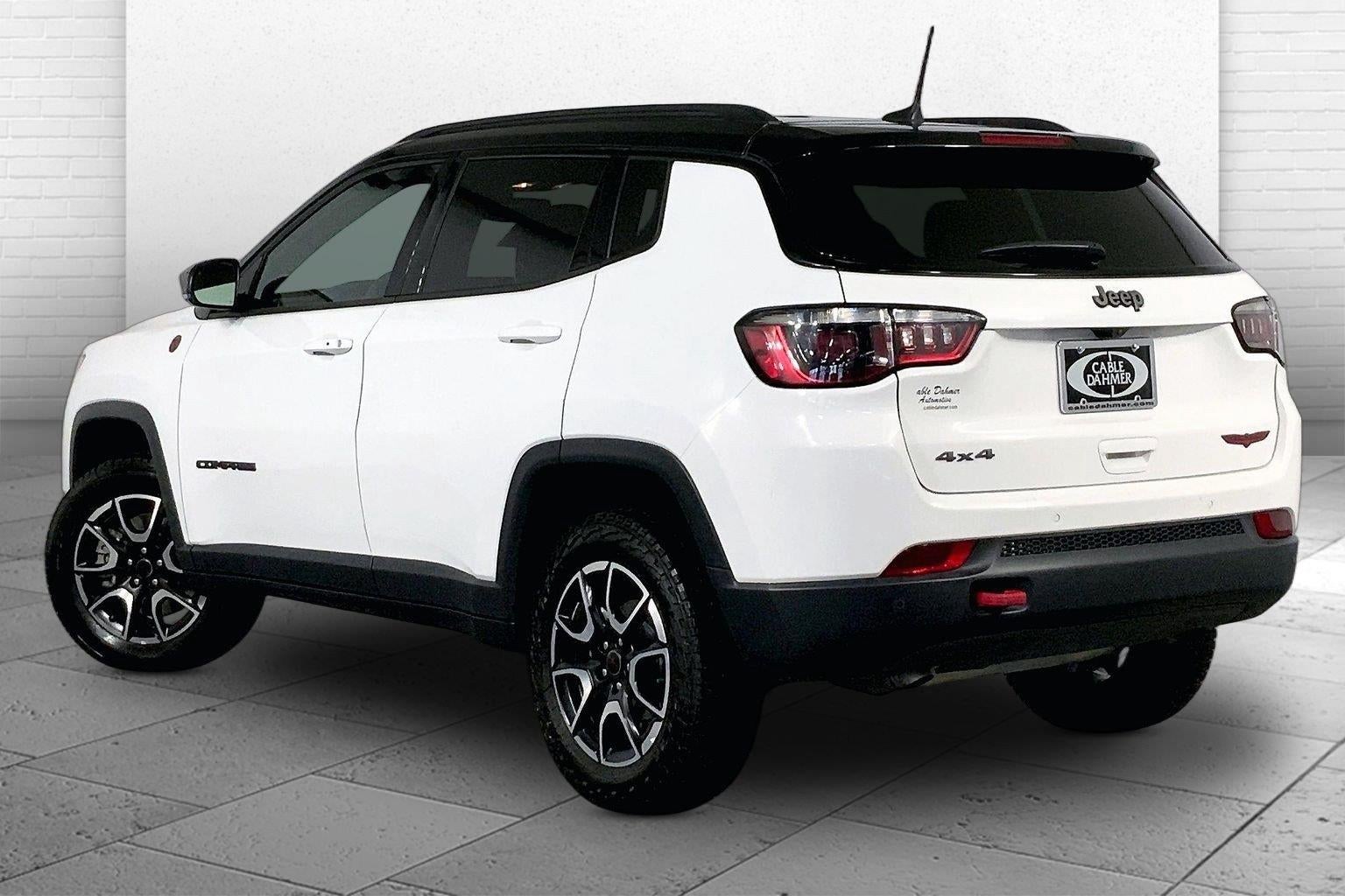 2025 Jeep Compass Trailhawk