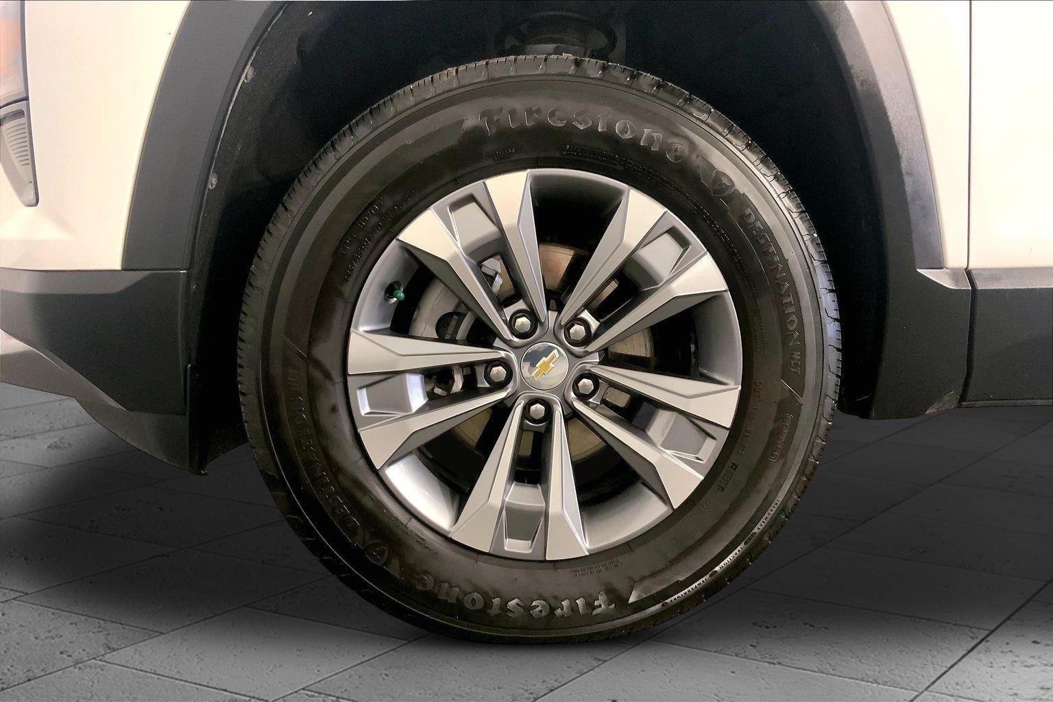 2025 Chevrolet Equinox FWD LT