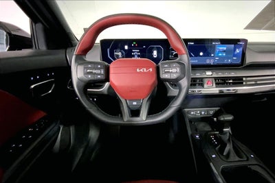 2025 Kia K4 GT-Line