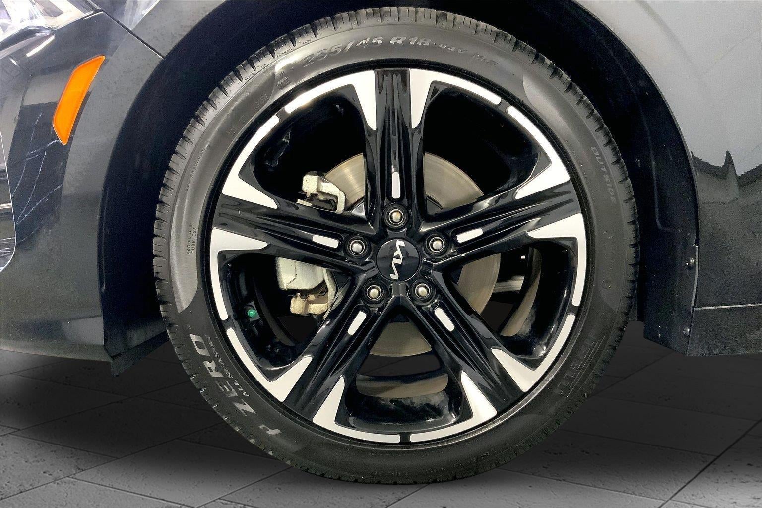 2023 Kia K5 GT-Line