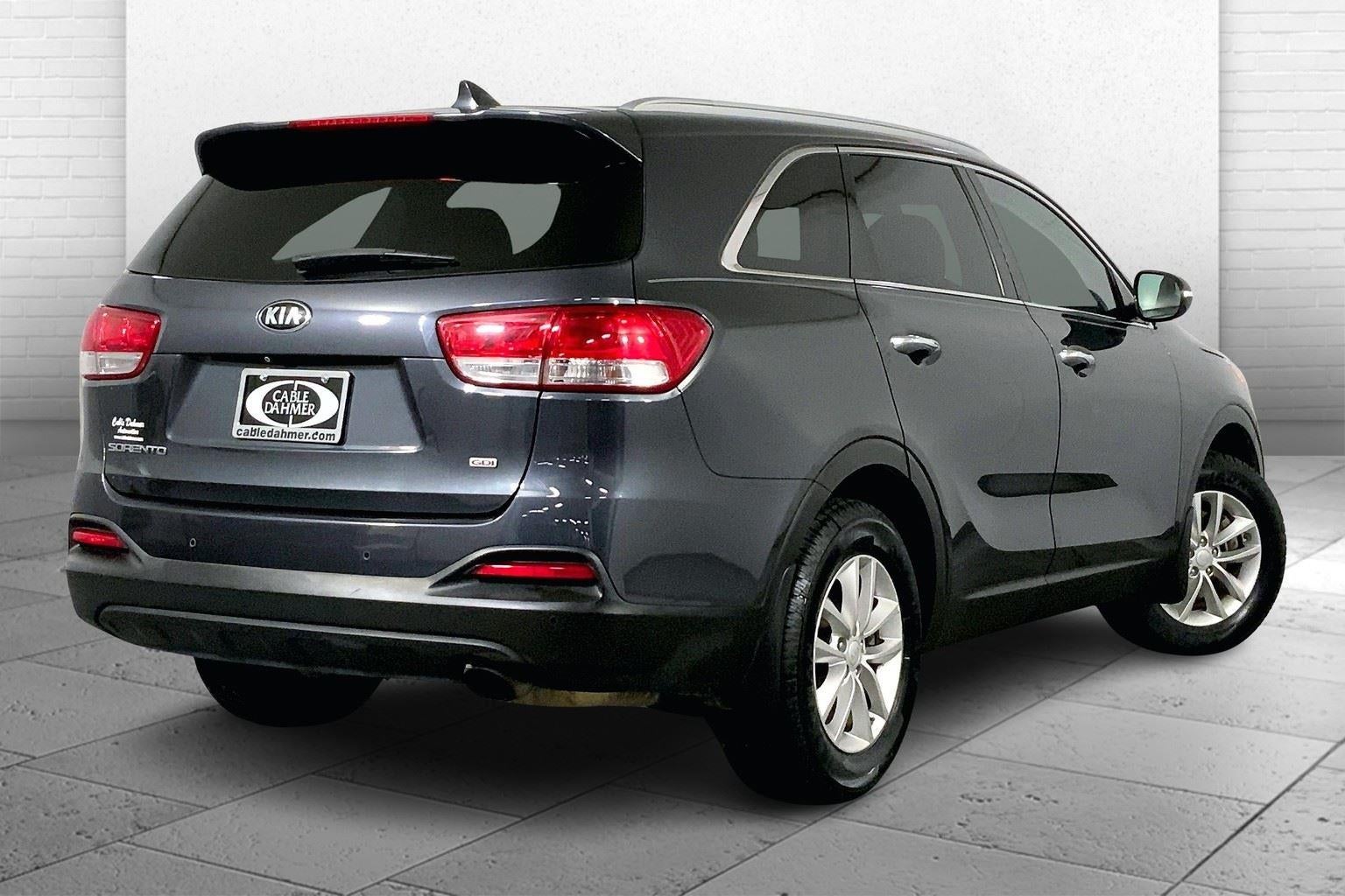 2018 Kia Sorento LX