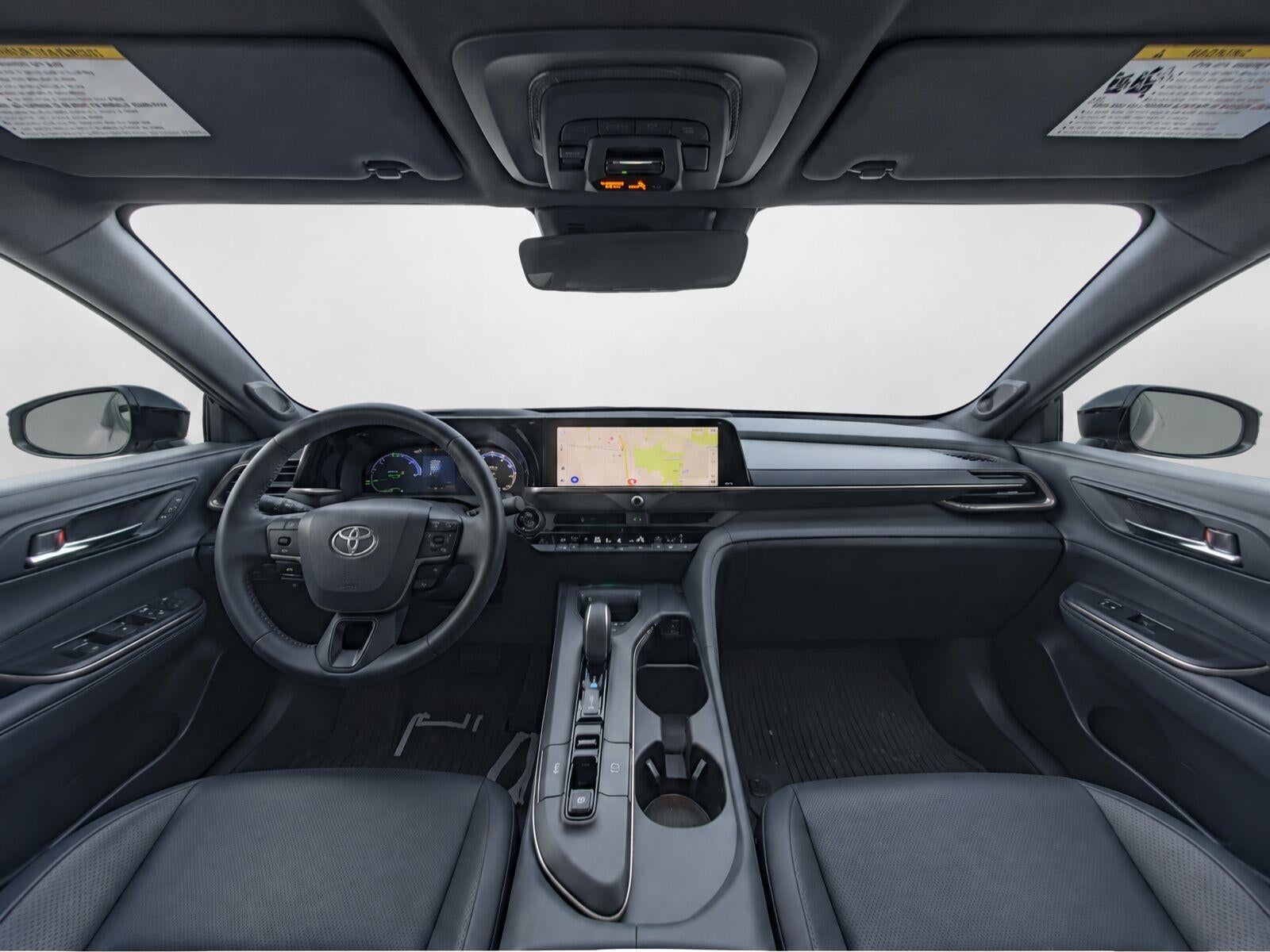 2023 Toyota Crown Platinum