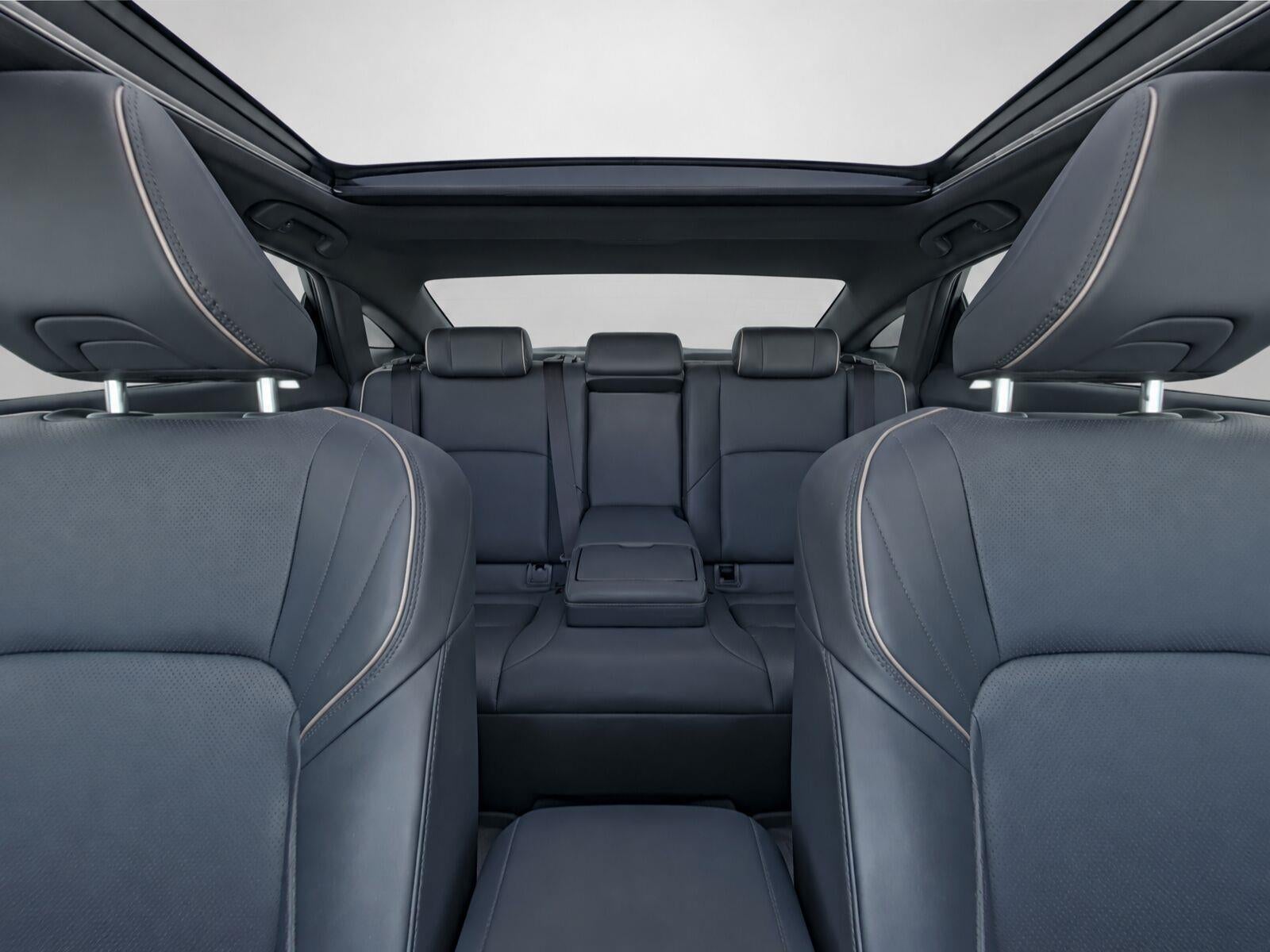 2023 Toyota Crown Platinum