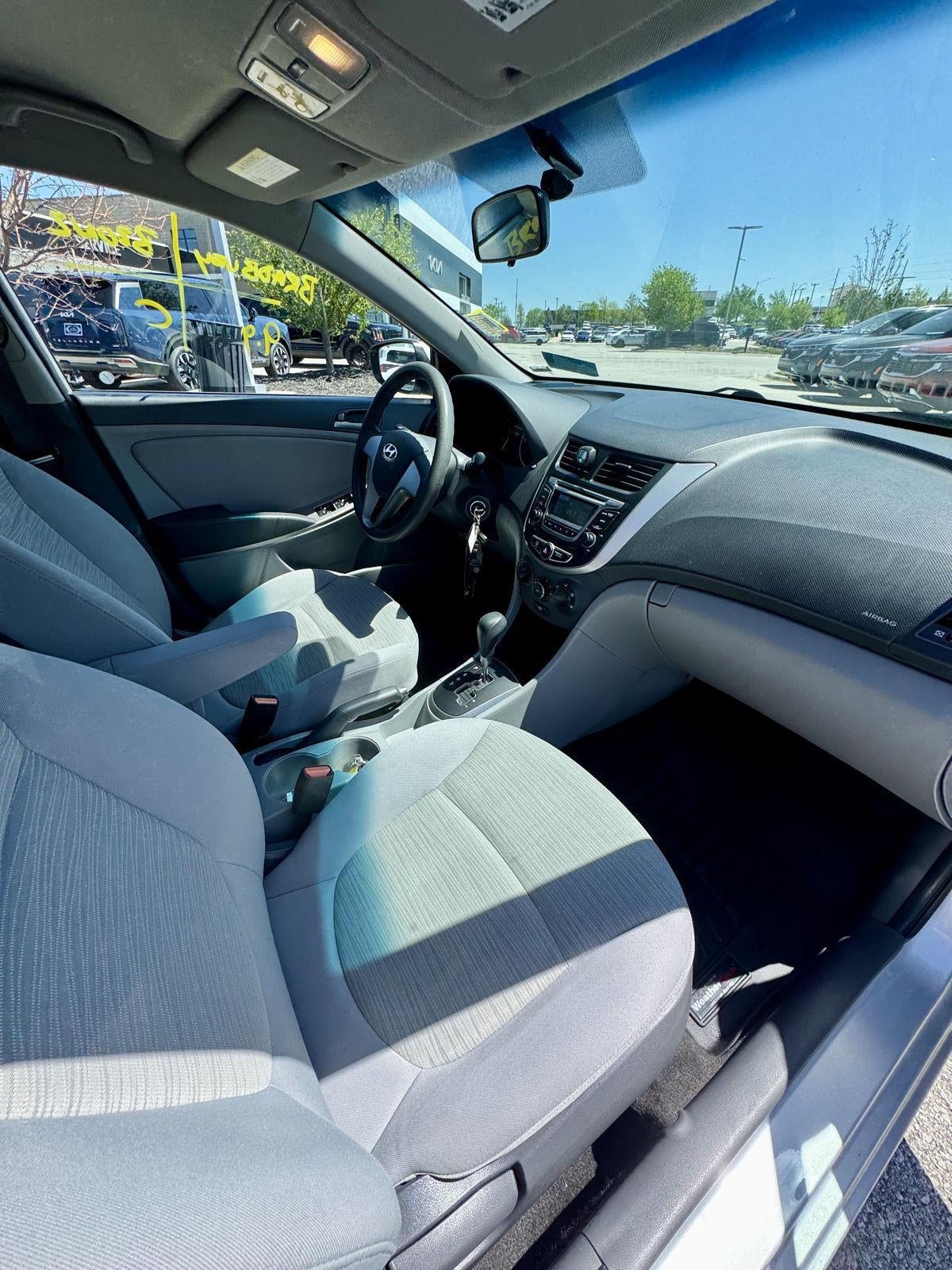 2017 Hyundai Accent SE