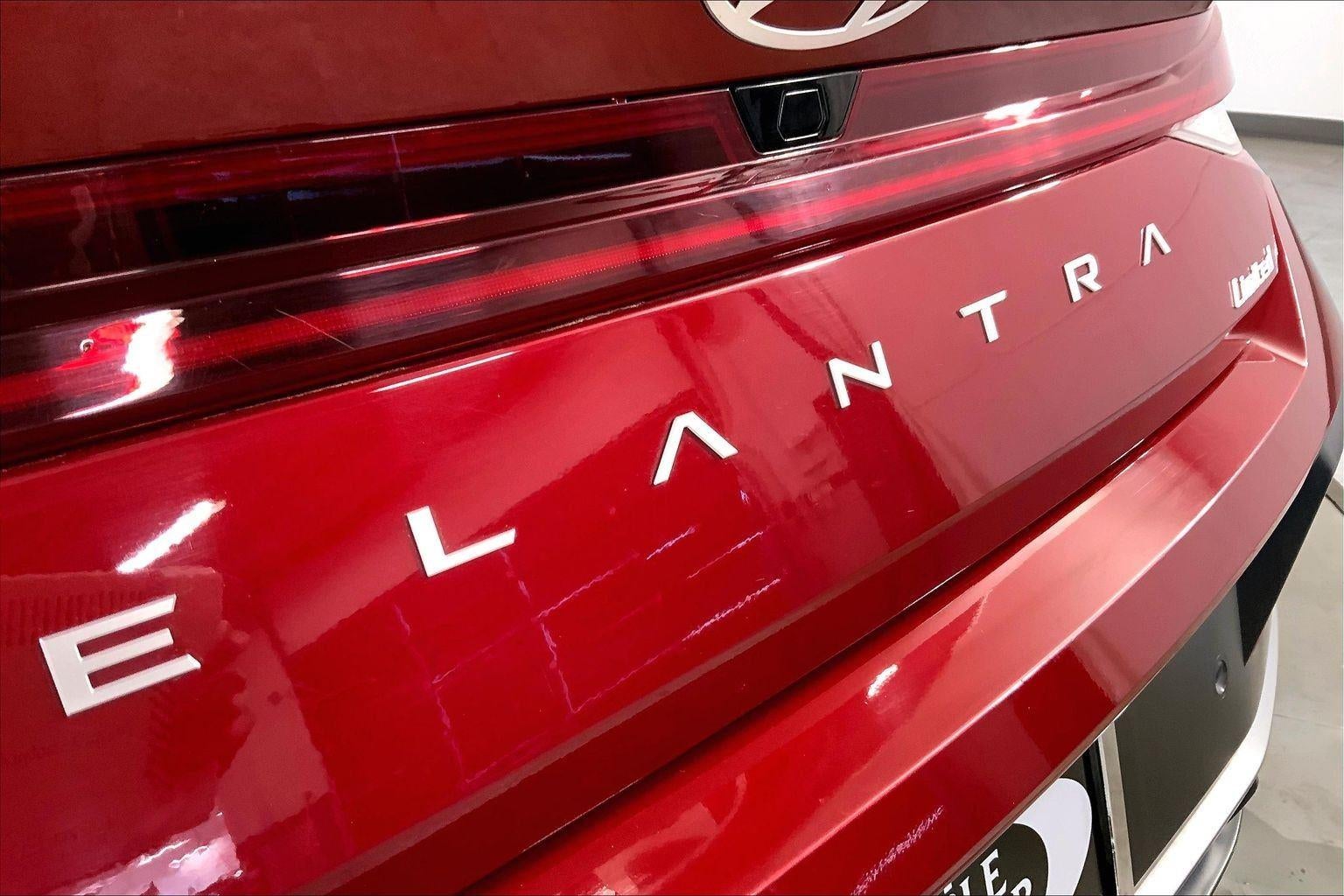 2024 Hyundai Elantra Limited