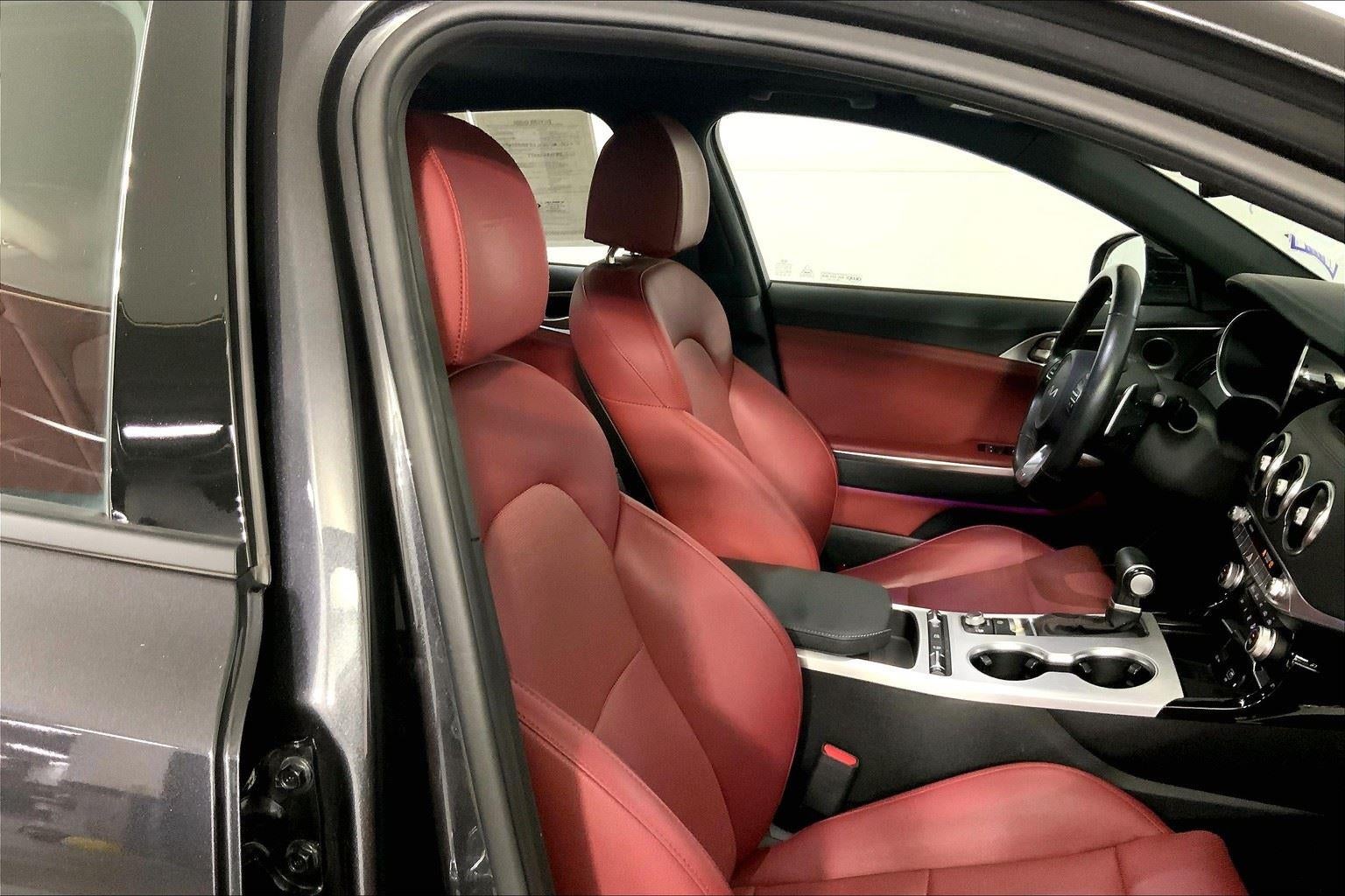 2022 Kia Stinger GT1