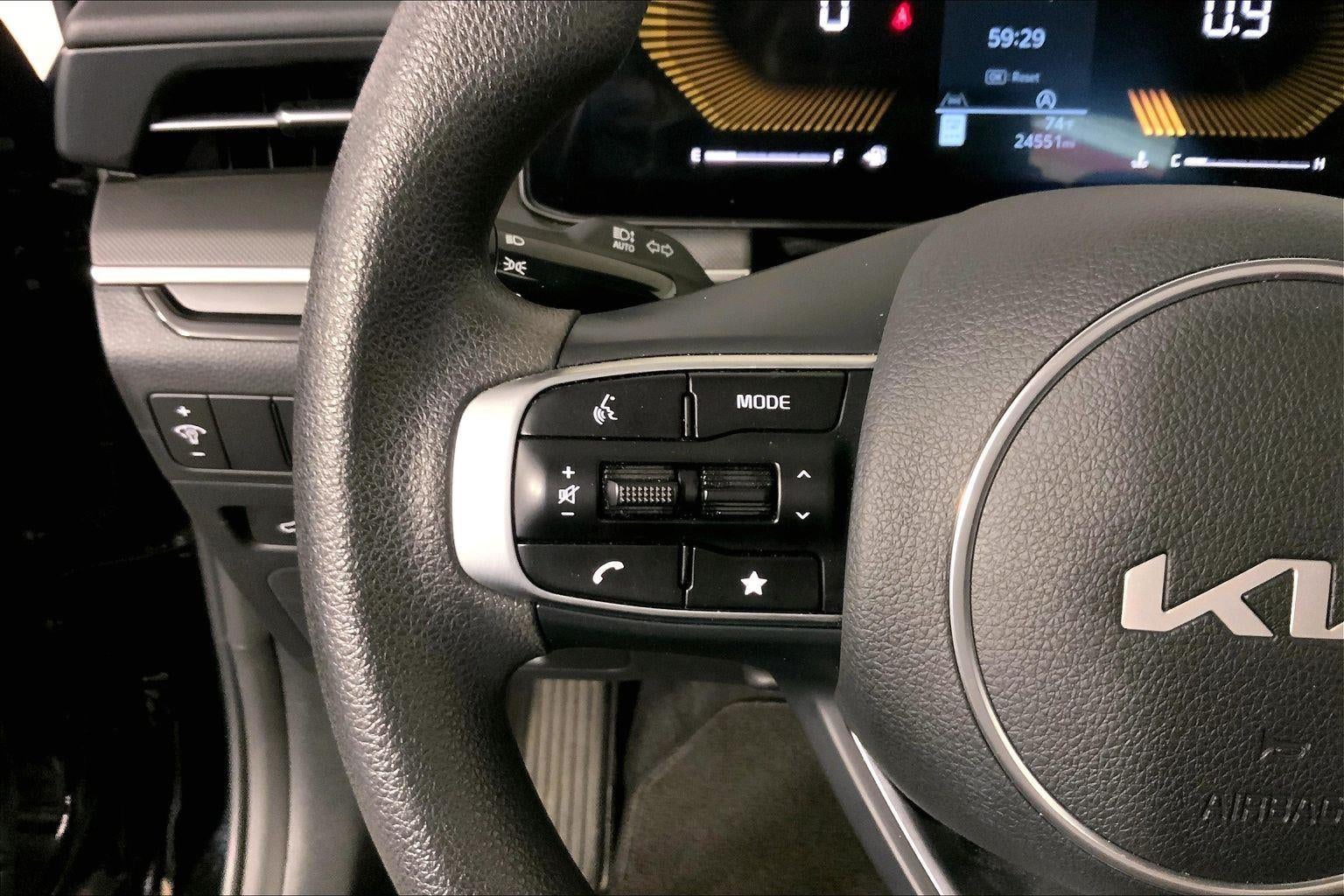 2025 Kia K5 LXS