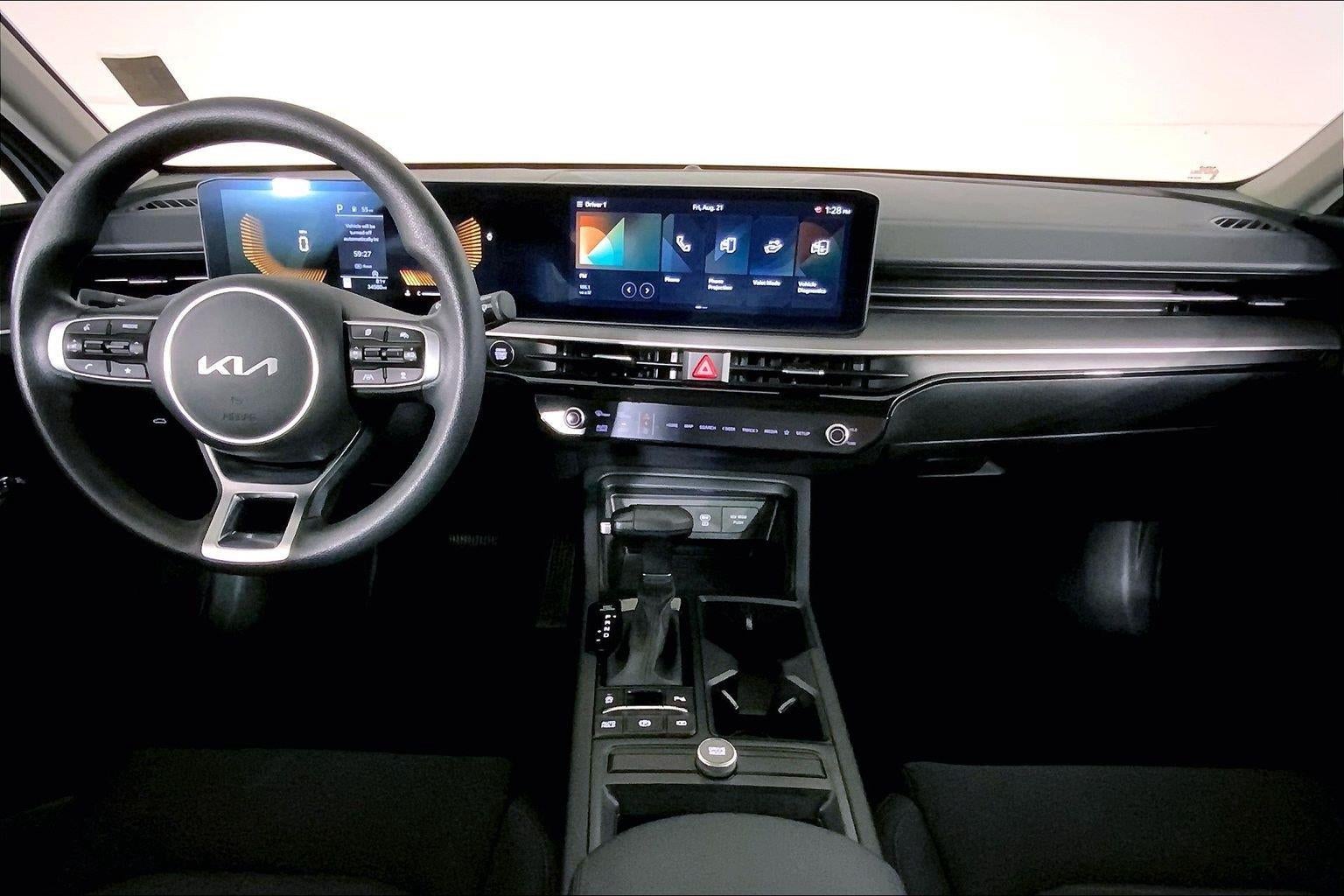 2025 Kia K5 LXS