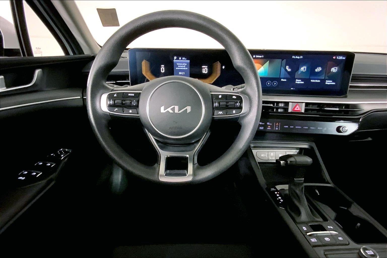 2025 Kia K5 LXS