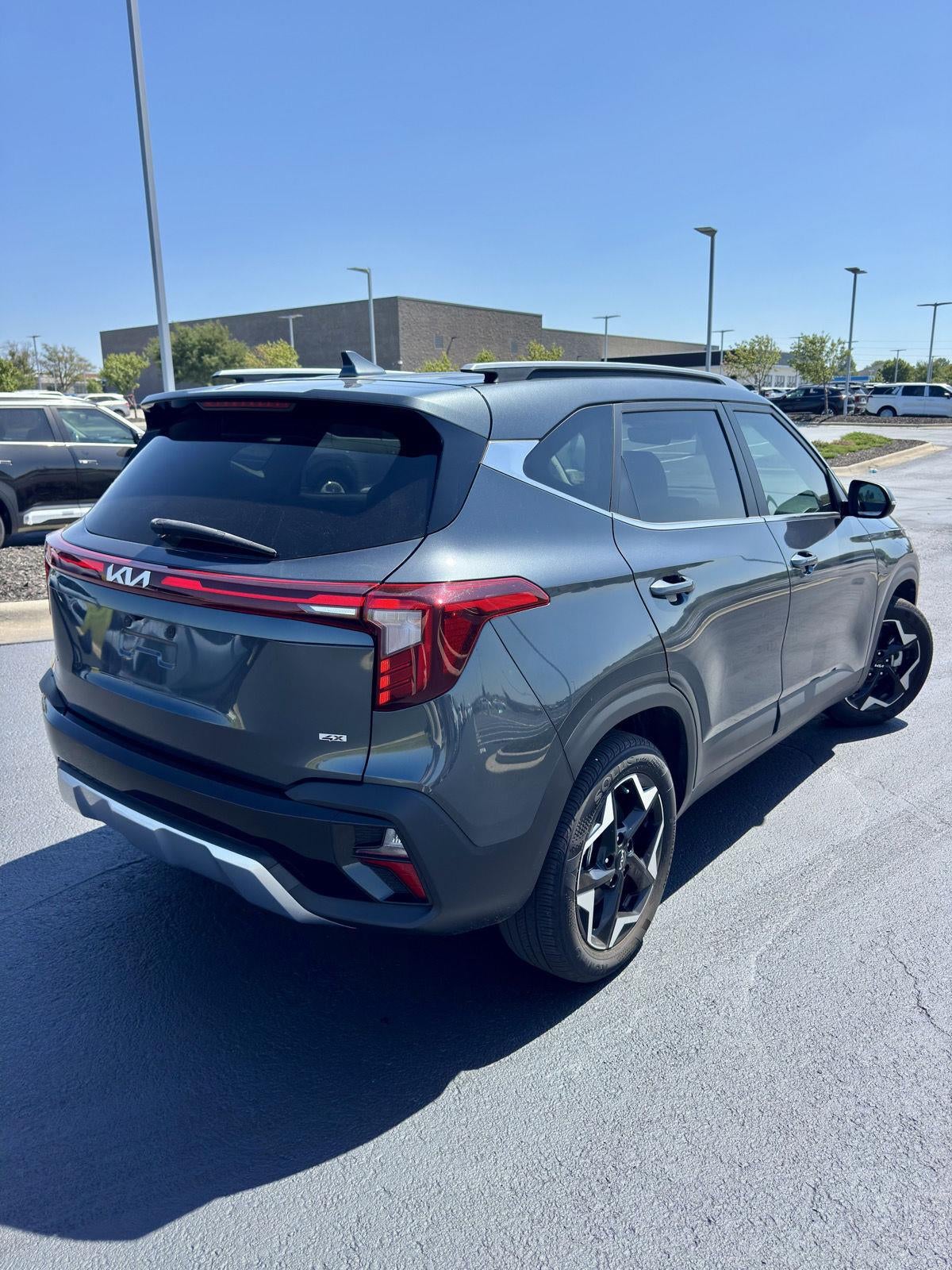2024 Kia Seltos EX