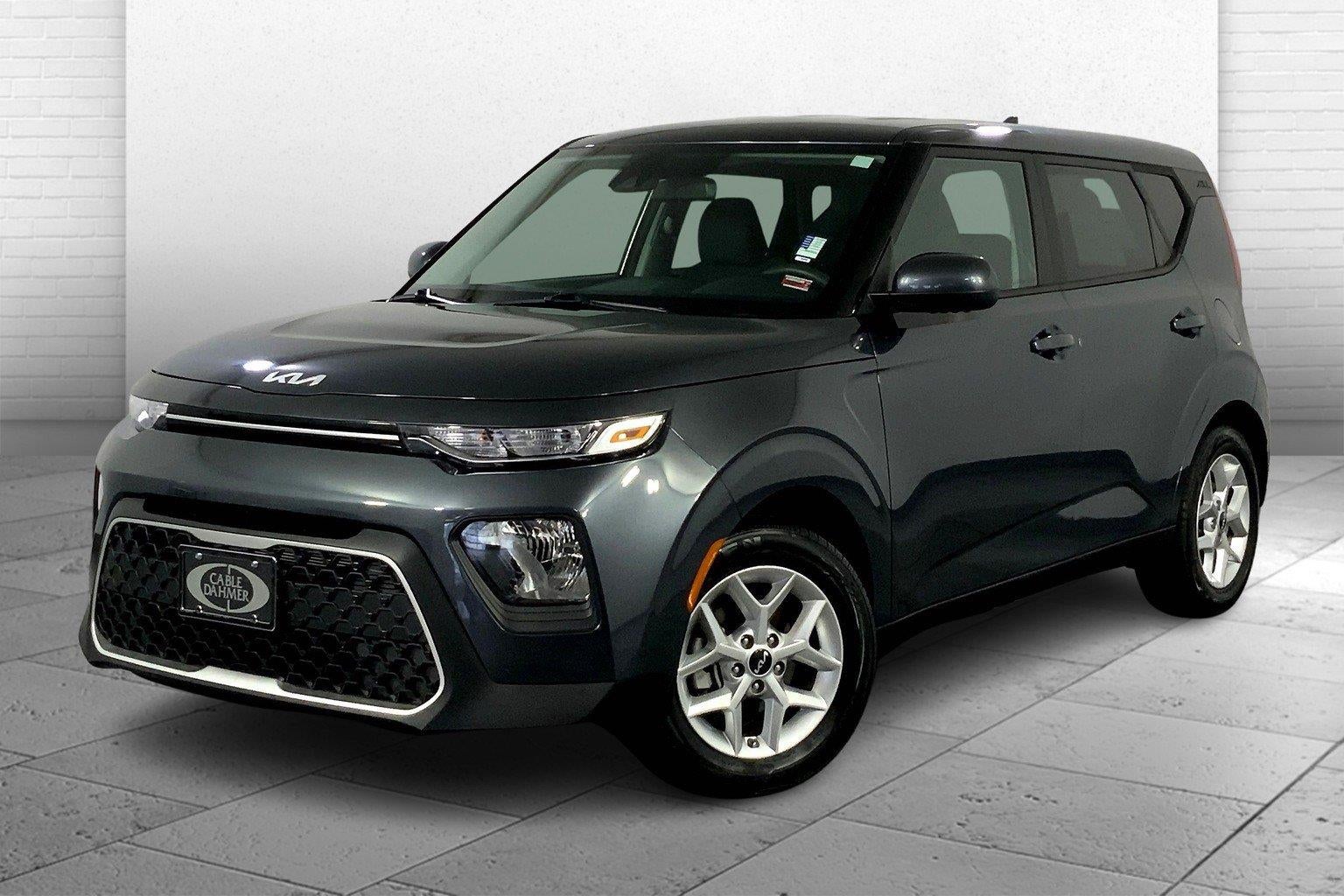 2022 Kia SOUL LX