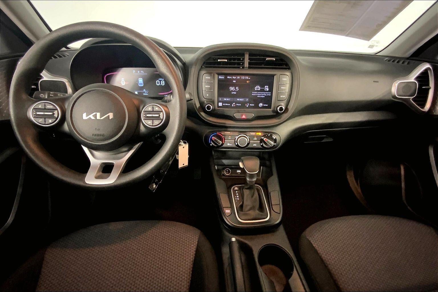 2025 Kia Soul LX