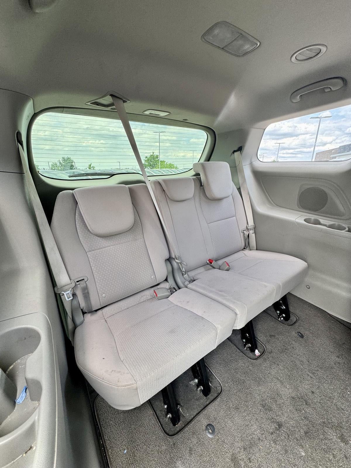 2017 Kia Sedona L