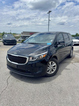 2017 Kia Sedona L