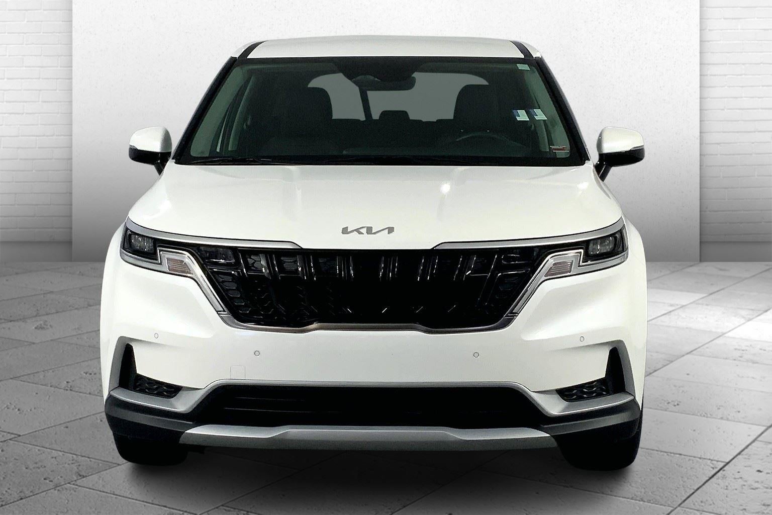 2023 Kia Carnival EX