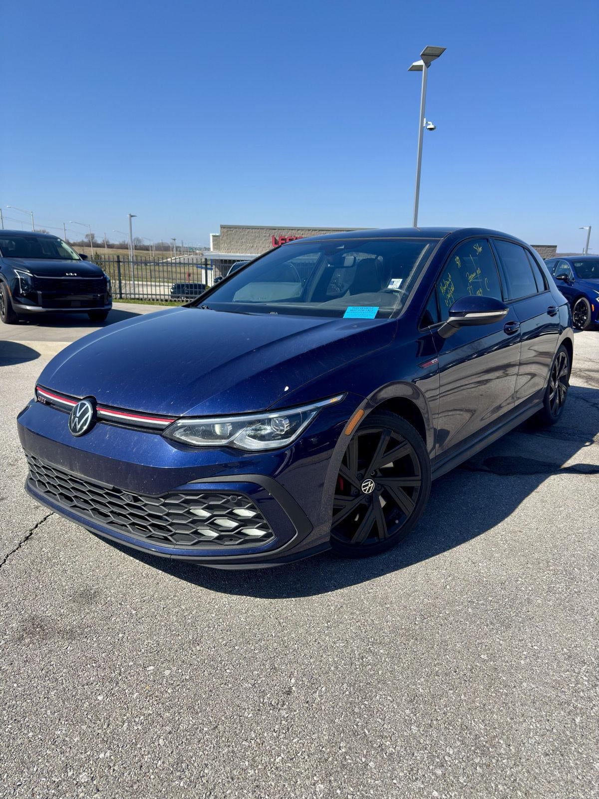 2022 Volkswagen Golf GTI SE