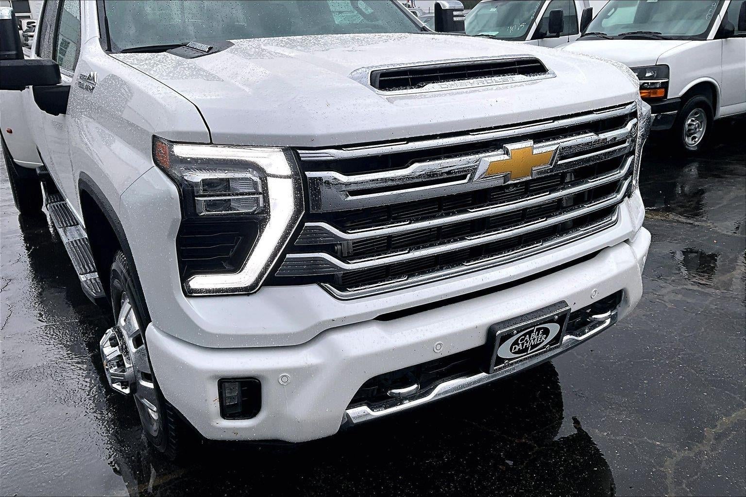 2025 Chevrolet Silverado 3500 HD High Country DRW