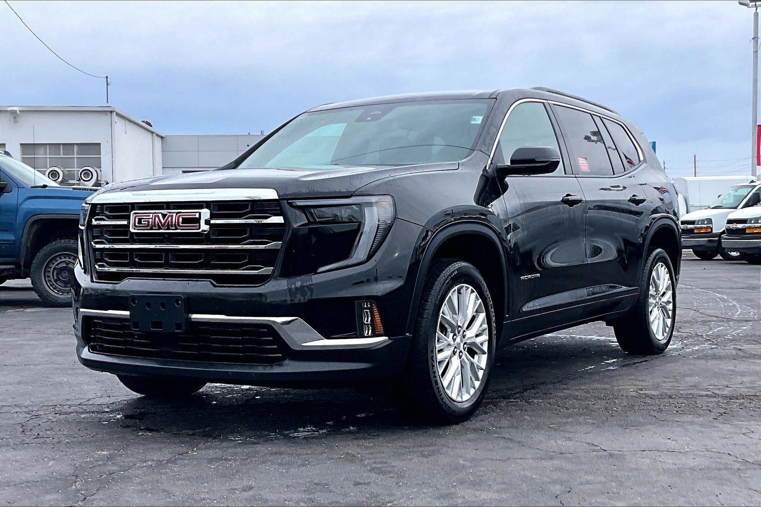 2024 GMC Acadia Elevation