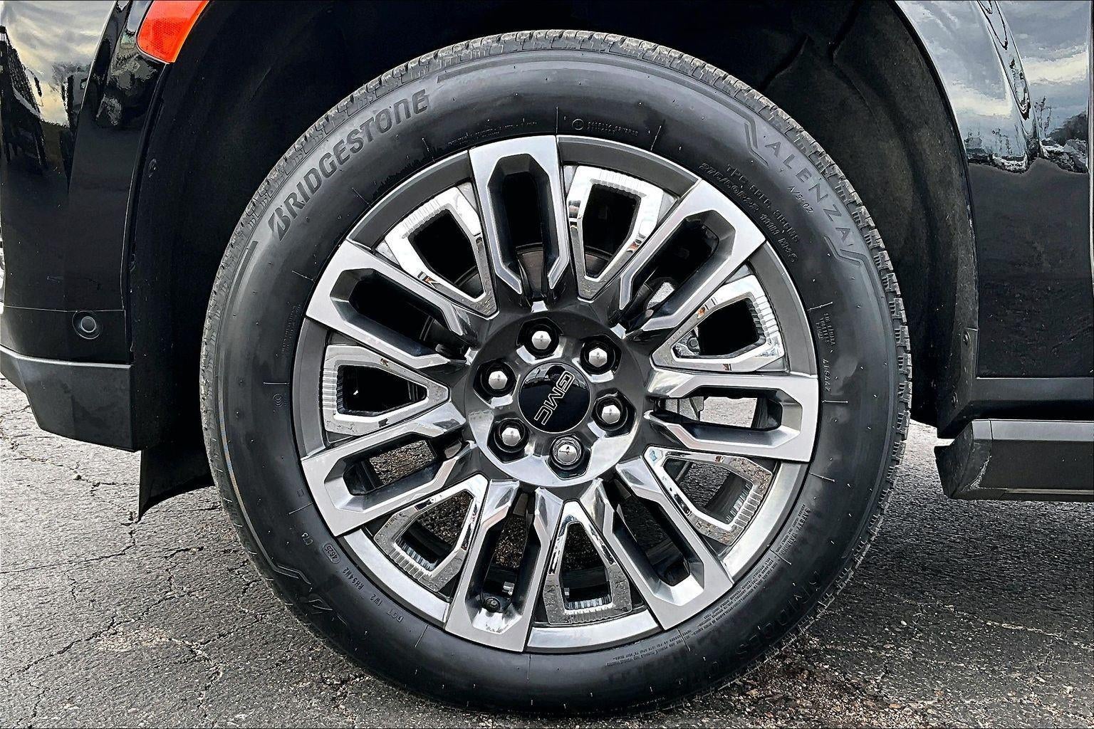 2023 GMC Yukon Denali Ultimate