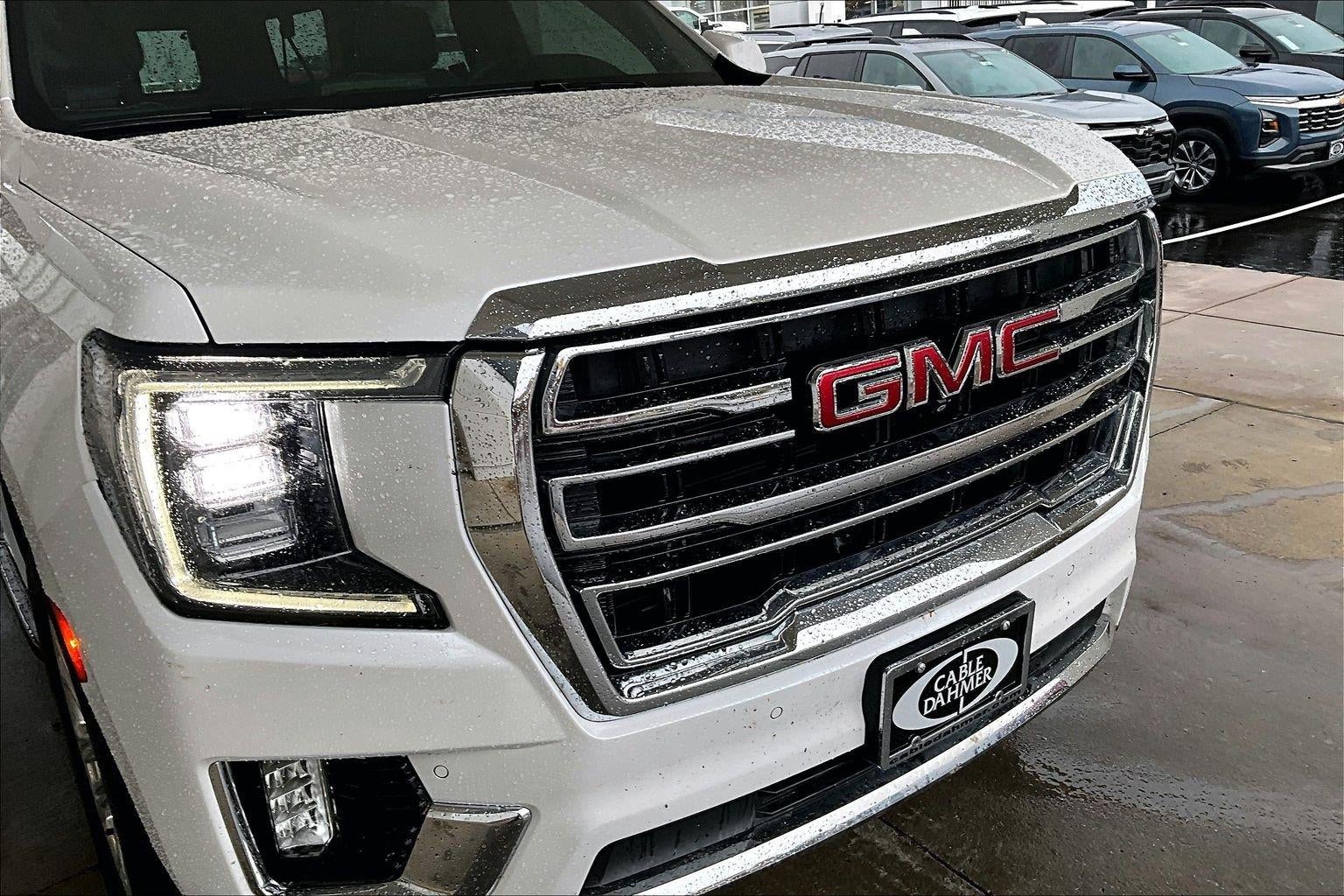 2024 GMC Yukon XL SLT