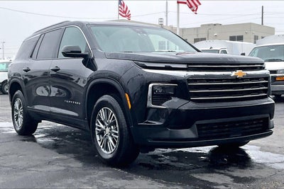 2025 Chevrolet Traverse LT