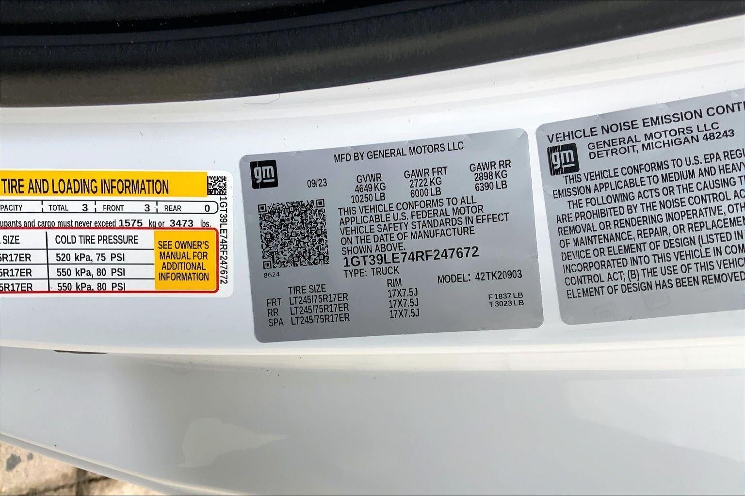 2024 GMC Sierra 2500 HD Pro