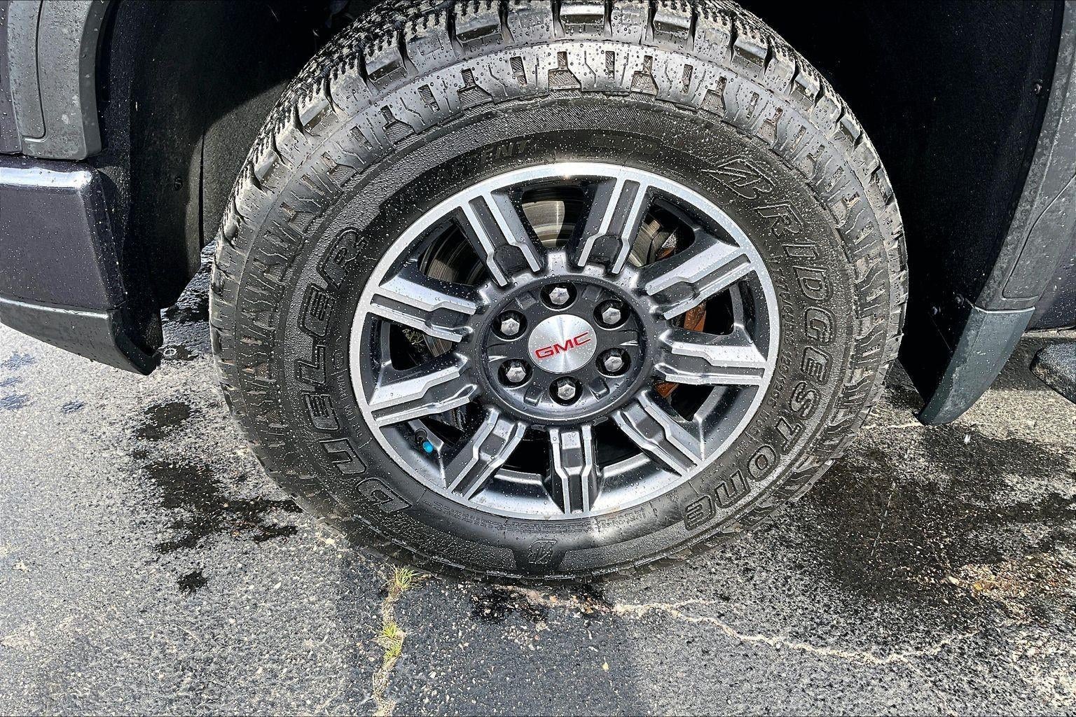 2024 GMC Sierra 1500 AT4