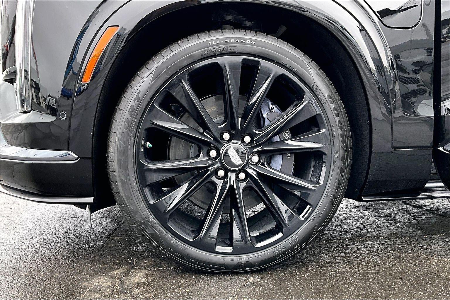 2026 Cadillac VISTIQ Platinum