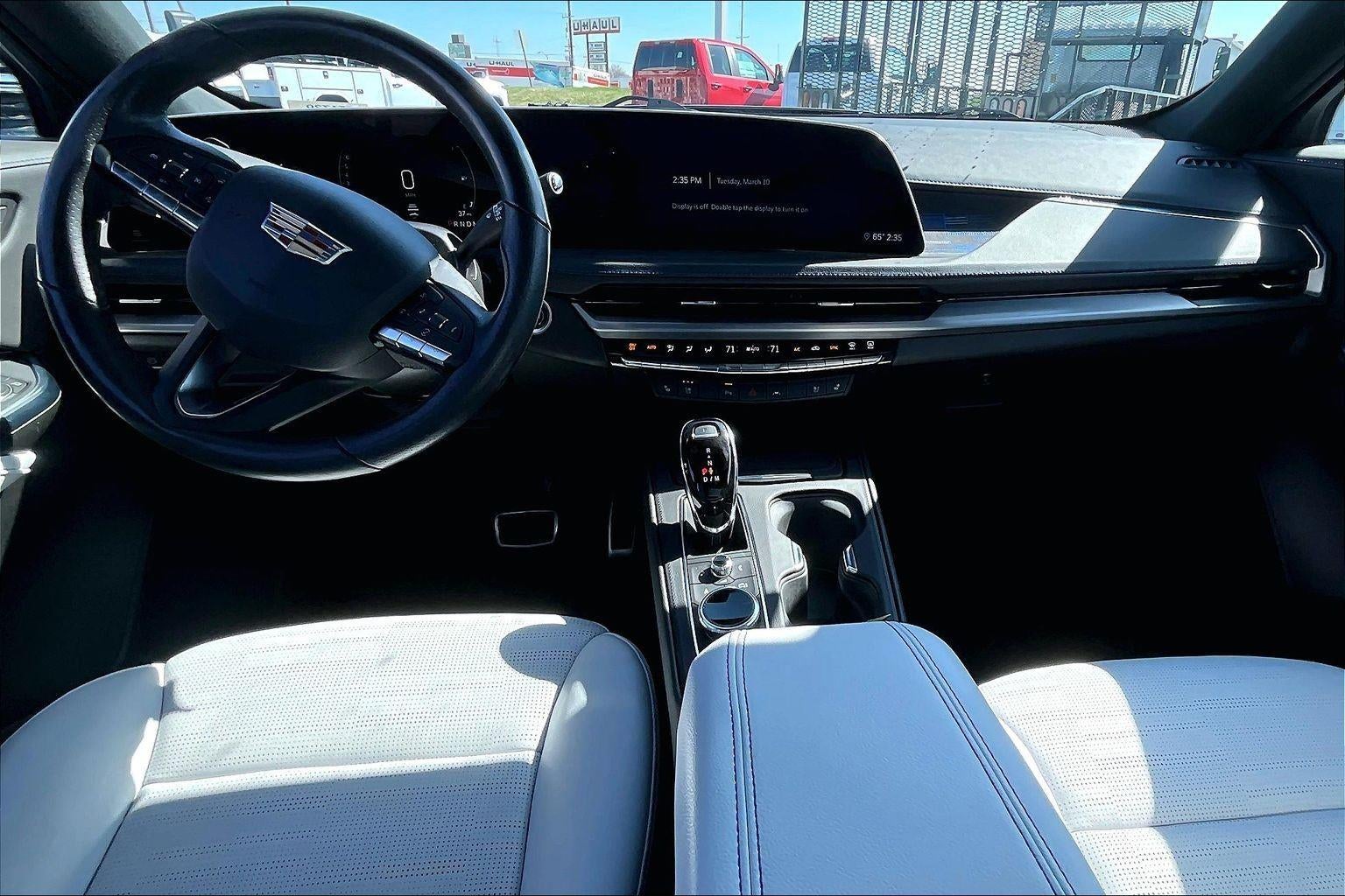 2024 Cadillac XT4 Sport