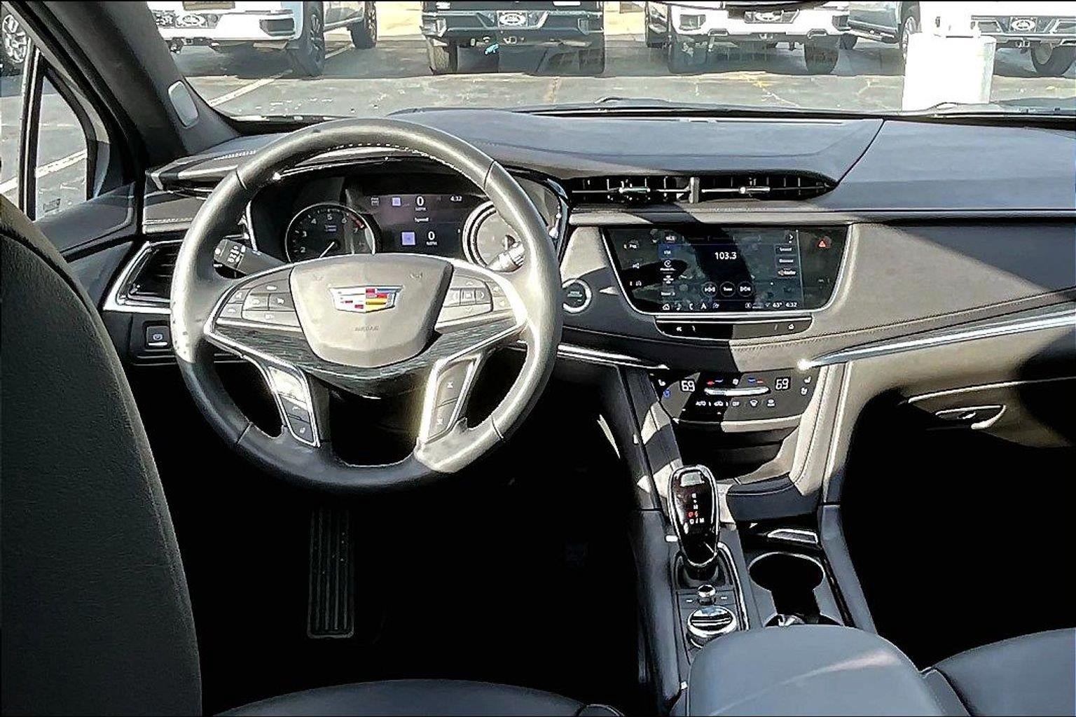 2026 Cadillac XT5 Premium Luxury