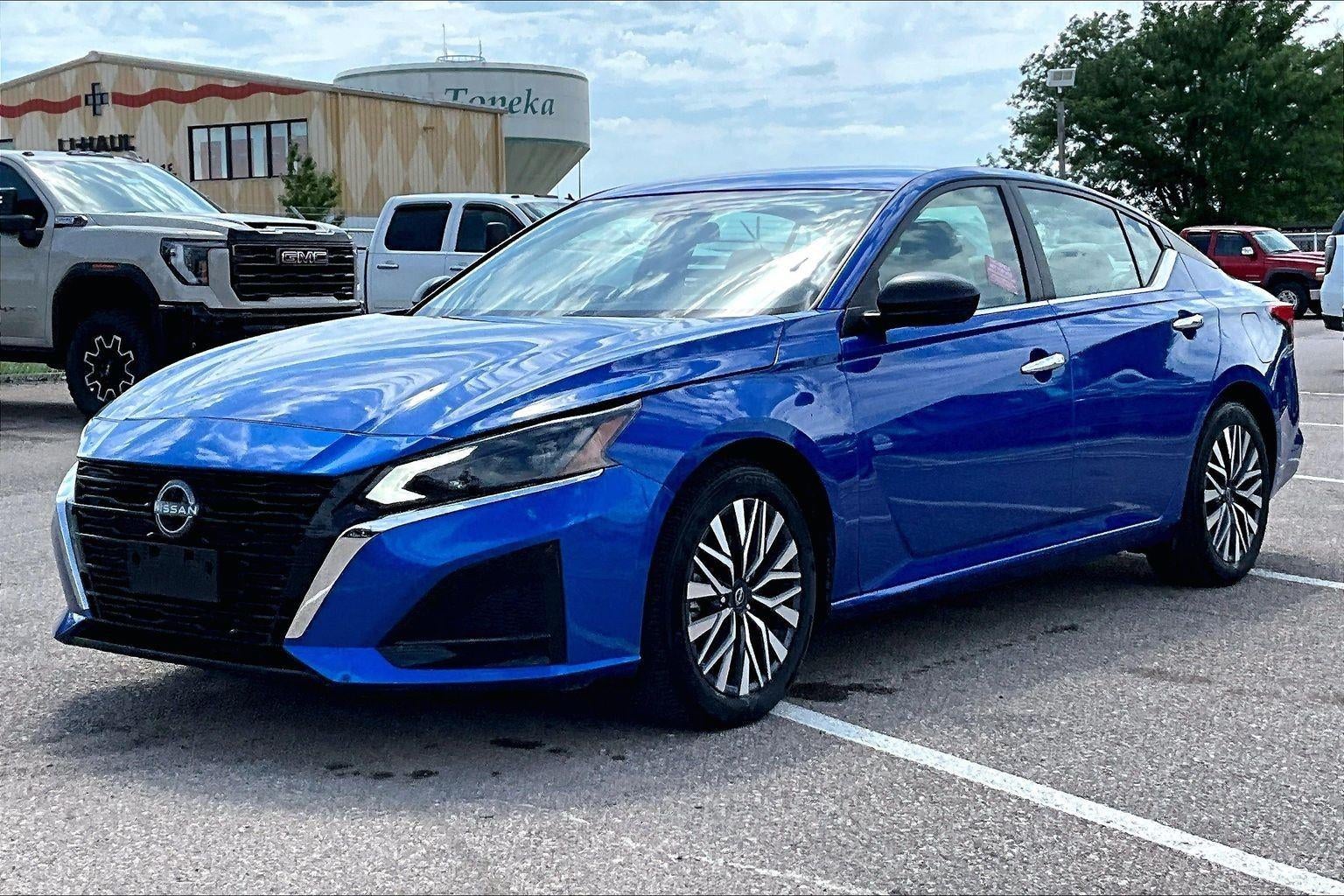 2025 Nissan Altima SV