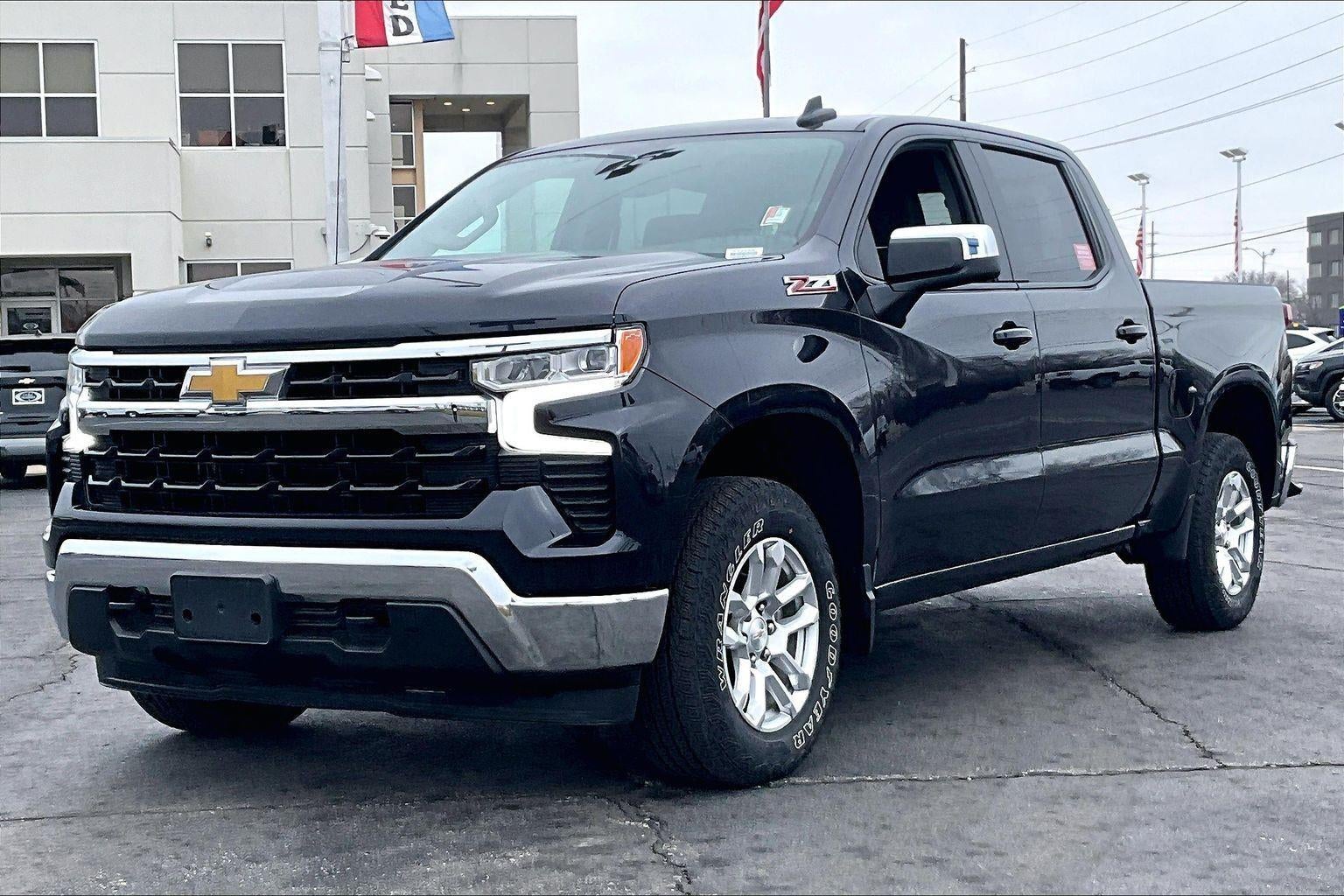 2023 Chevrolet Silverado 1500 LT