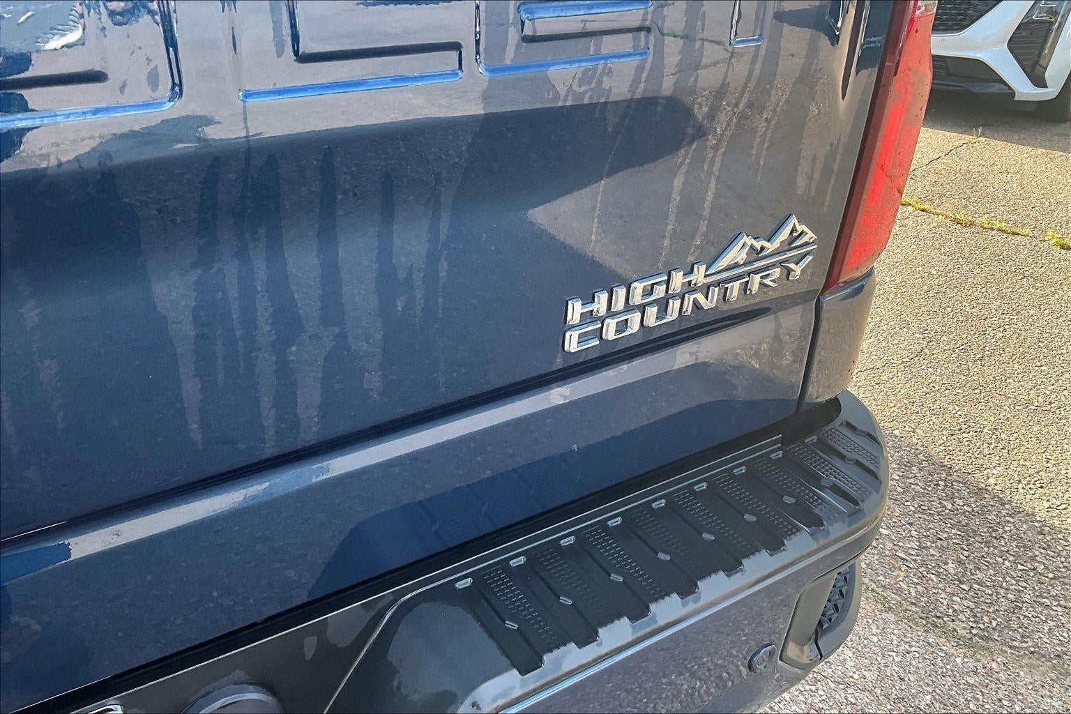 2022 Chevrolet Silverado 1500 High Country