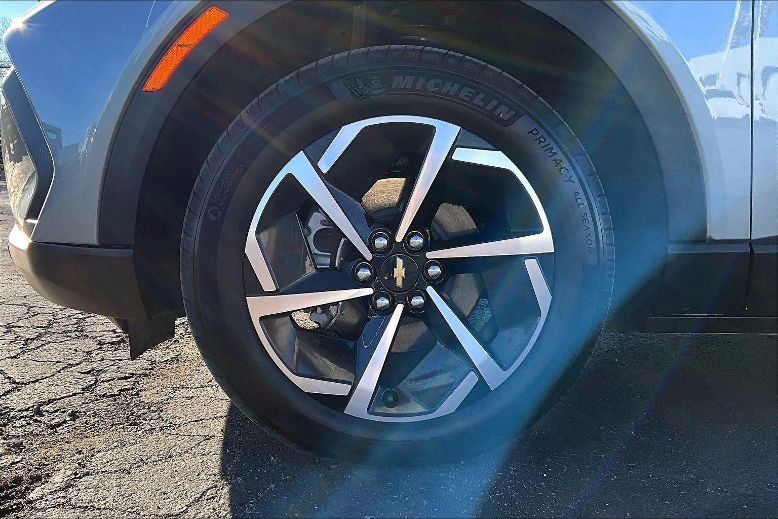 2025 Chevrolet Equinox EV LT