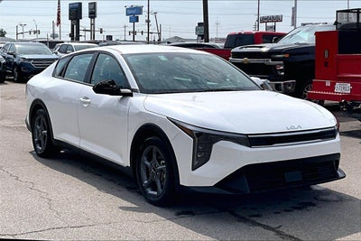 2025 Kia K4 LXS